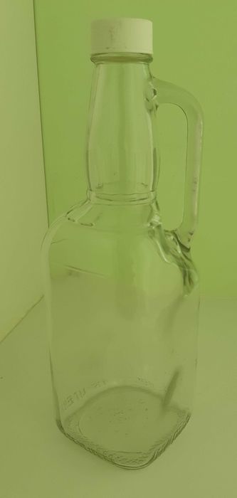 Garrafa com Asa e 1,75l de capacidade