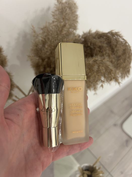Тональна основа Kiko Milano Holiday Premiere 24h Lasting Foundation