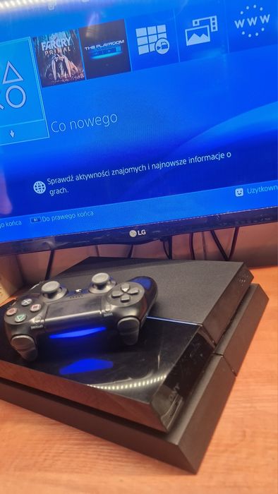 Konsola PS4 1TB, stan BDB, komplet z pudełkiem +  gra