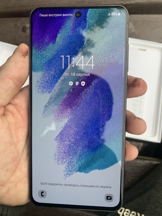 Samsung Galaxy S21 Fe 8/256 gb в прекрасному стані
