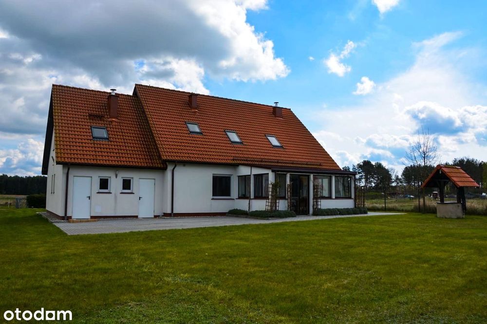 Dom Idealny 220 M² | Duża Działka | Spokojna Okolica