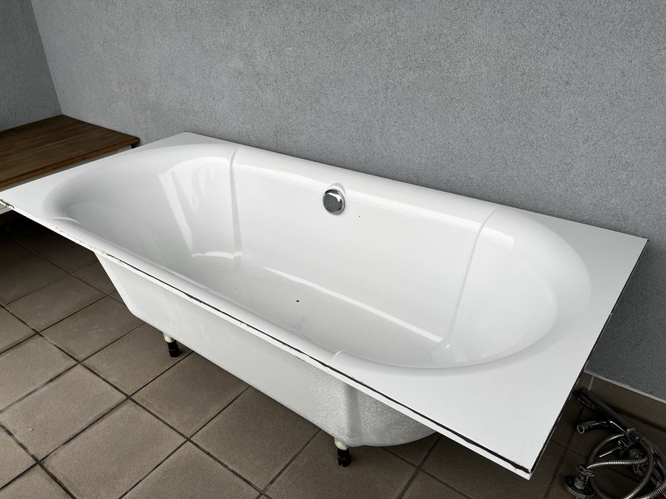 Wanna villeroy and boch do zabudowy