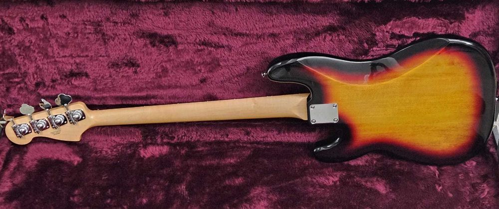 Fender Standard Precision Bass Novo
