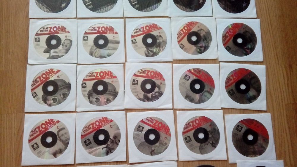 Płyty na PlayStation 1 z lat 90