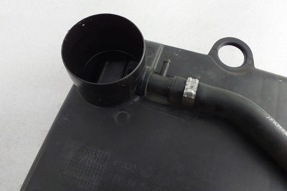 Caixa filtro ar FORD Ka (RU8)