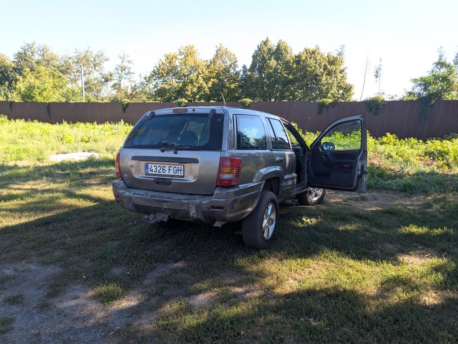 Продам автомобіль jeep