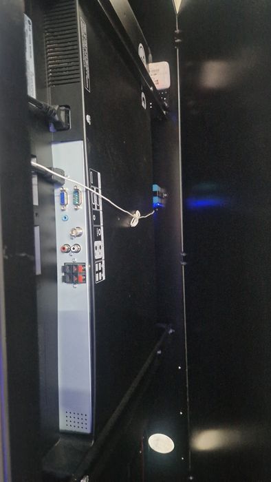 Mopi com ecrã touch LG