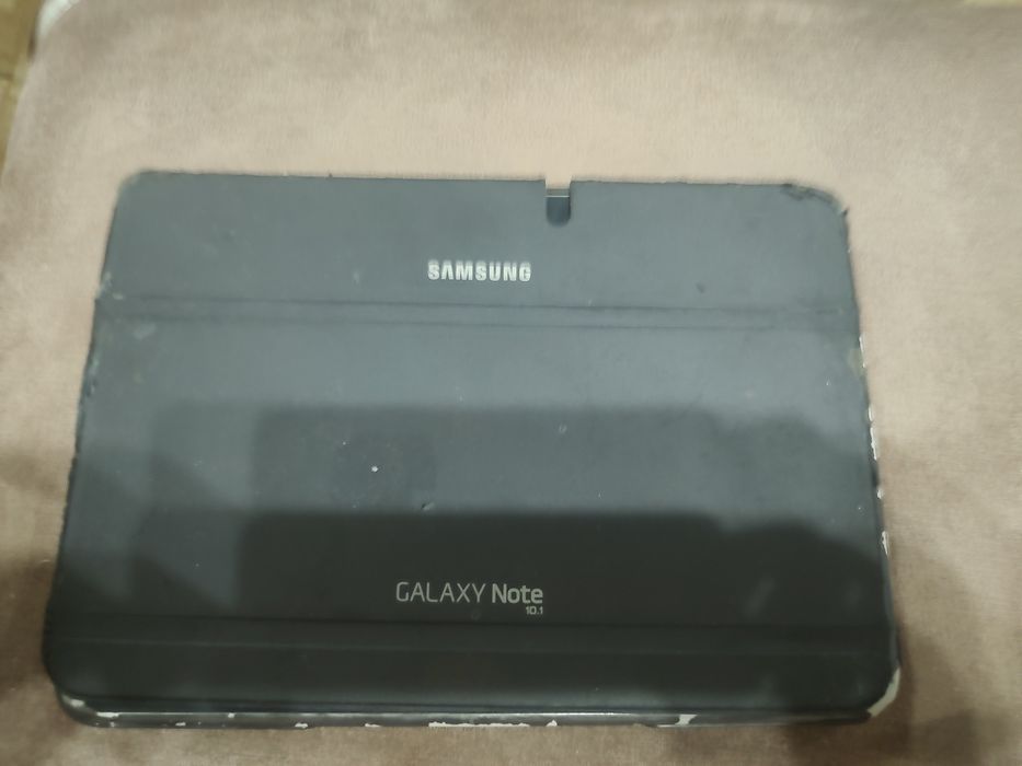 Продам Samsung N 8000