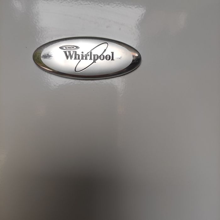 Sprzedam lodówko- zamrażarkę Whirpool