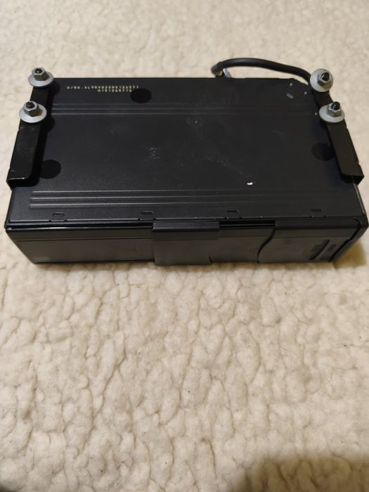 Zmieniarka płyt Alpine