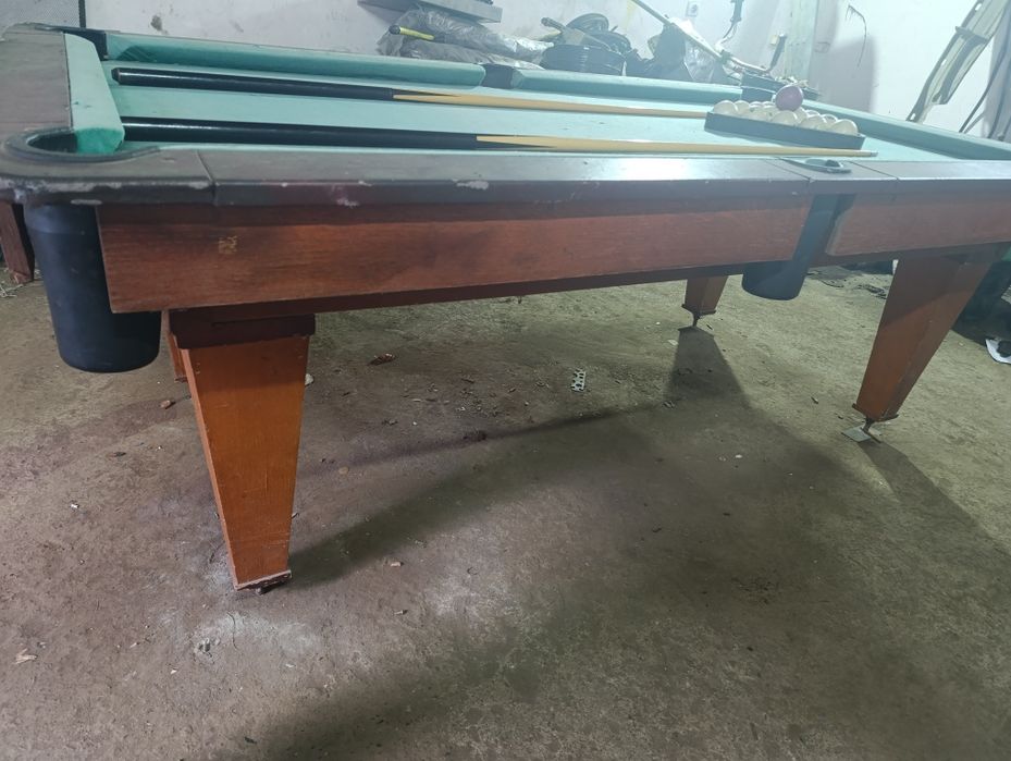 Продам більярдний стіл