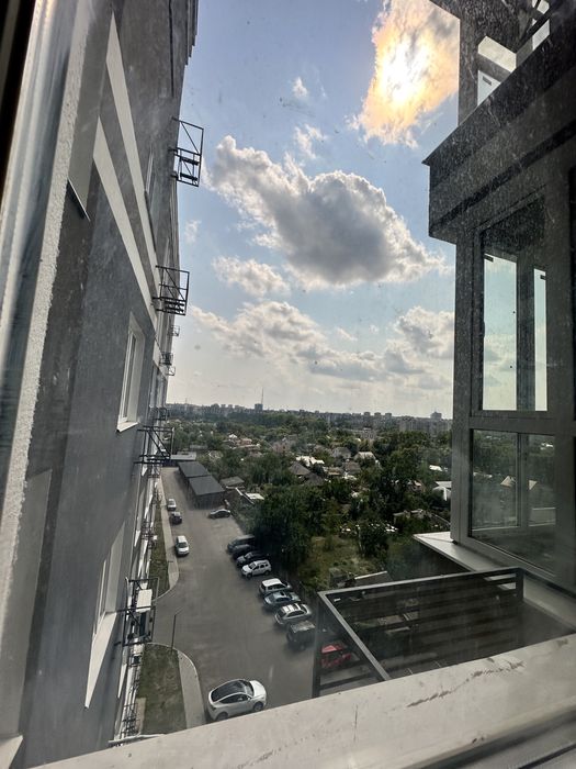 Продаж 1-кімнатна квартира вул. Лісова, 42в