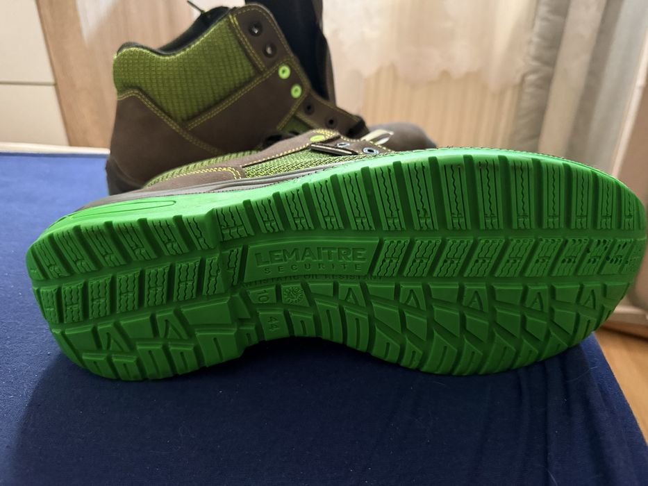 Buty bezpieczne LEMAITRE JUMP S3 SRC ci Rozm.44
