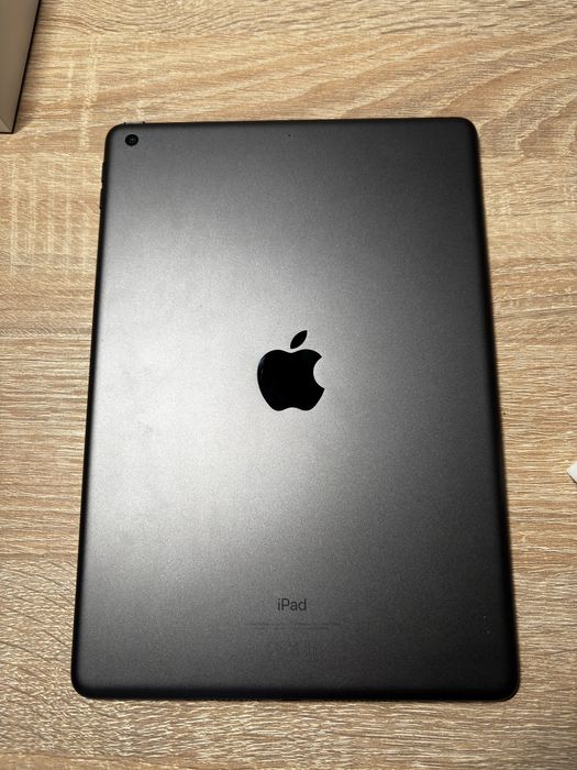 iPad 9 (2021) 64GB Wi-Fi Space Gray | Stan bardzo dobry + Dowód zakupu