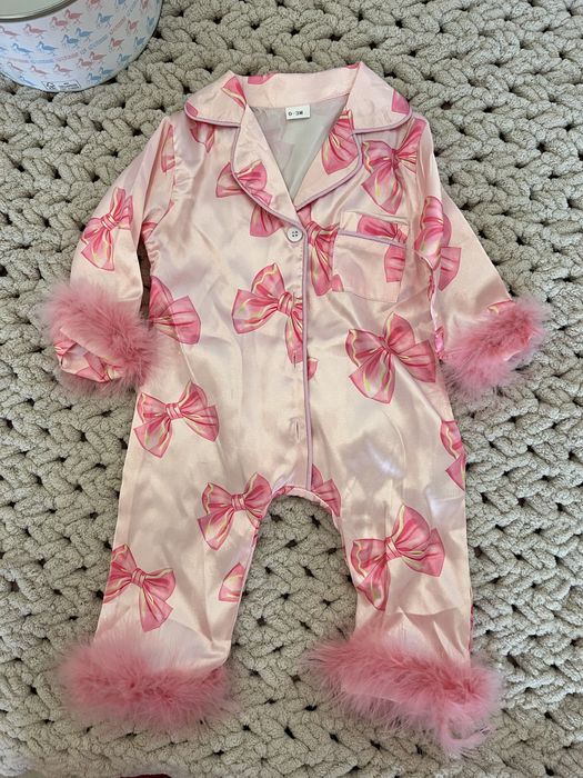 Продам брендові дитячі речі для дівчинки,guees,fendi,juisy couture