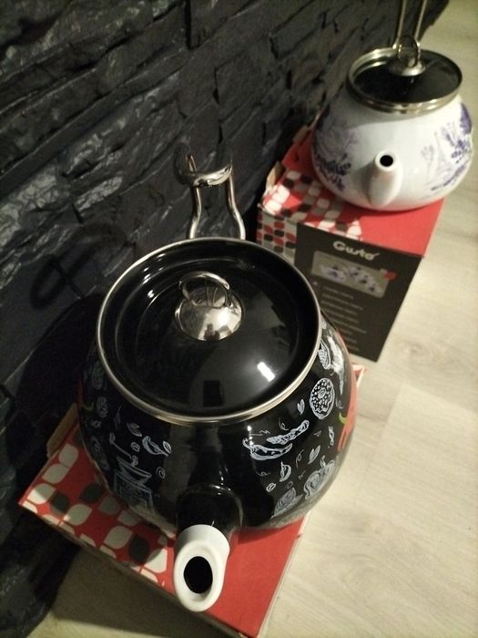 Чайники для плити Gusto.