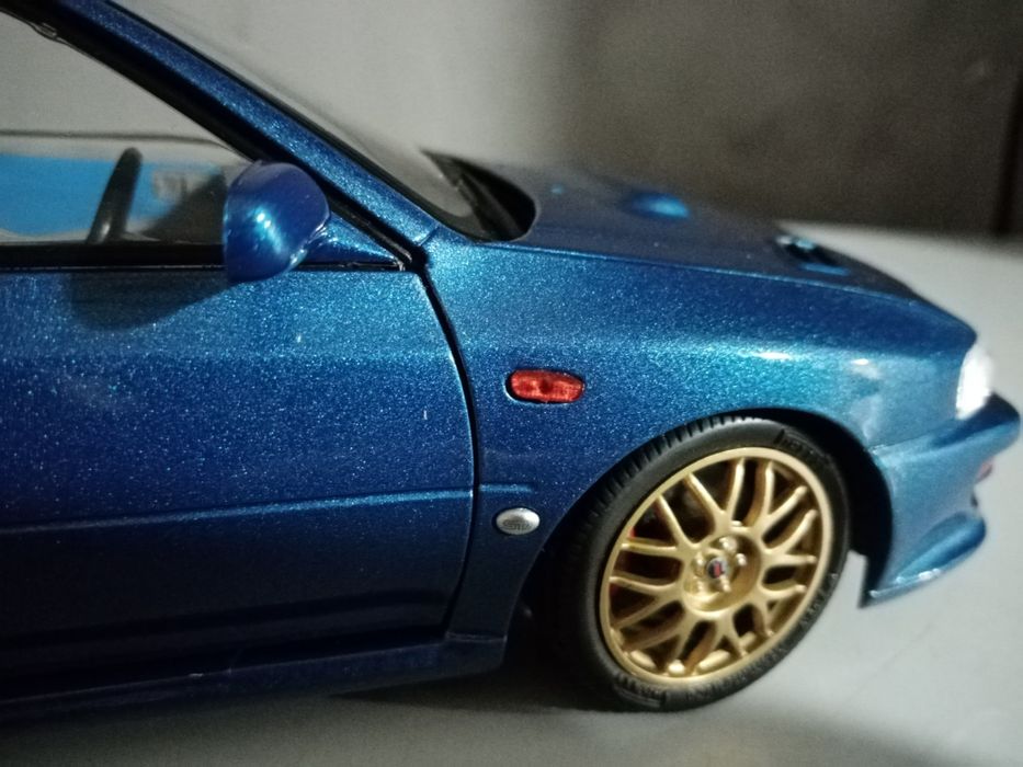 Miniaturas de carros 1.18