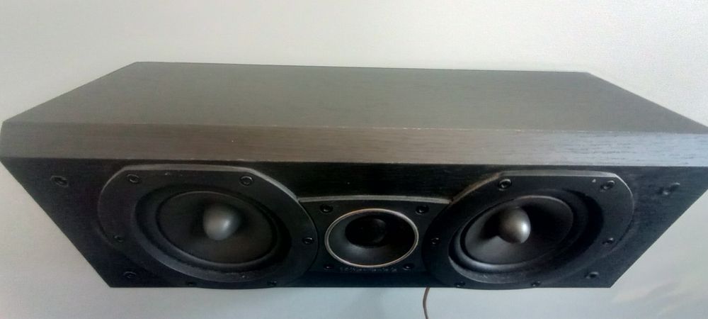 Kino domowe 5.0 DENON AVR-1513 BLUETOOTH kolumny WHARFEDALE VARDUS VR-300