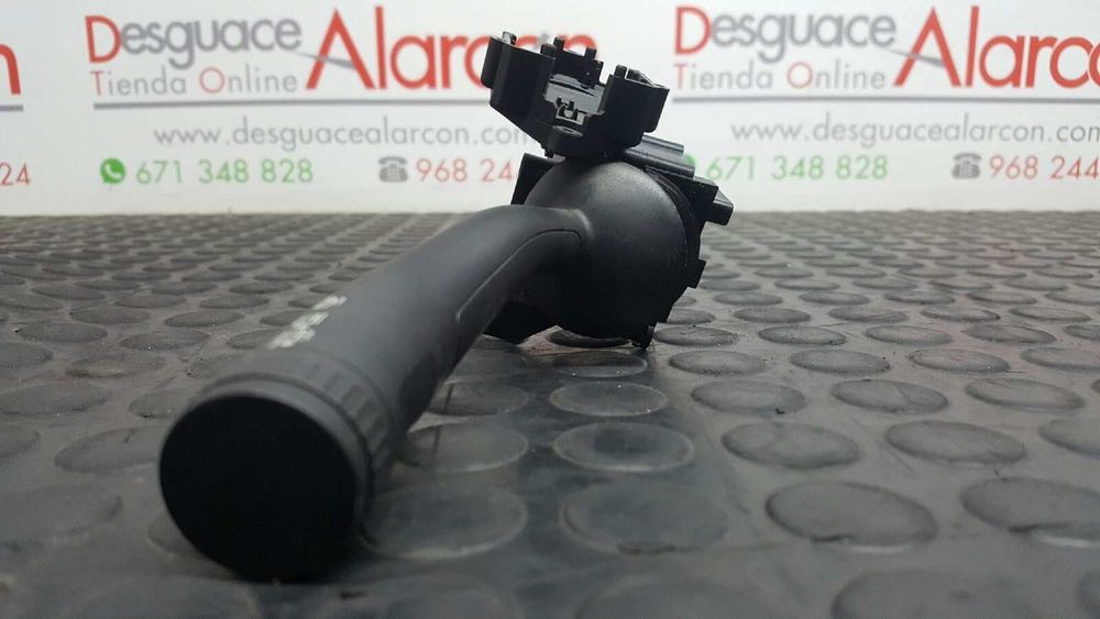 COMANDO DO LIMPA-VIDROS VOLKSWAGEN TOUAREG (7LA) TDI R5