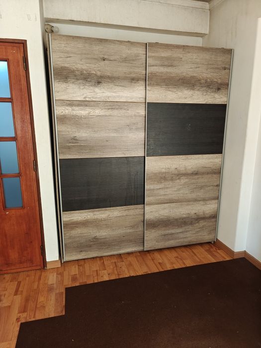 Roupeiro (portas de correr)