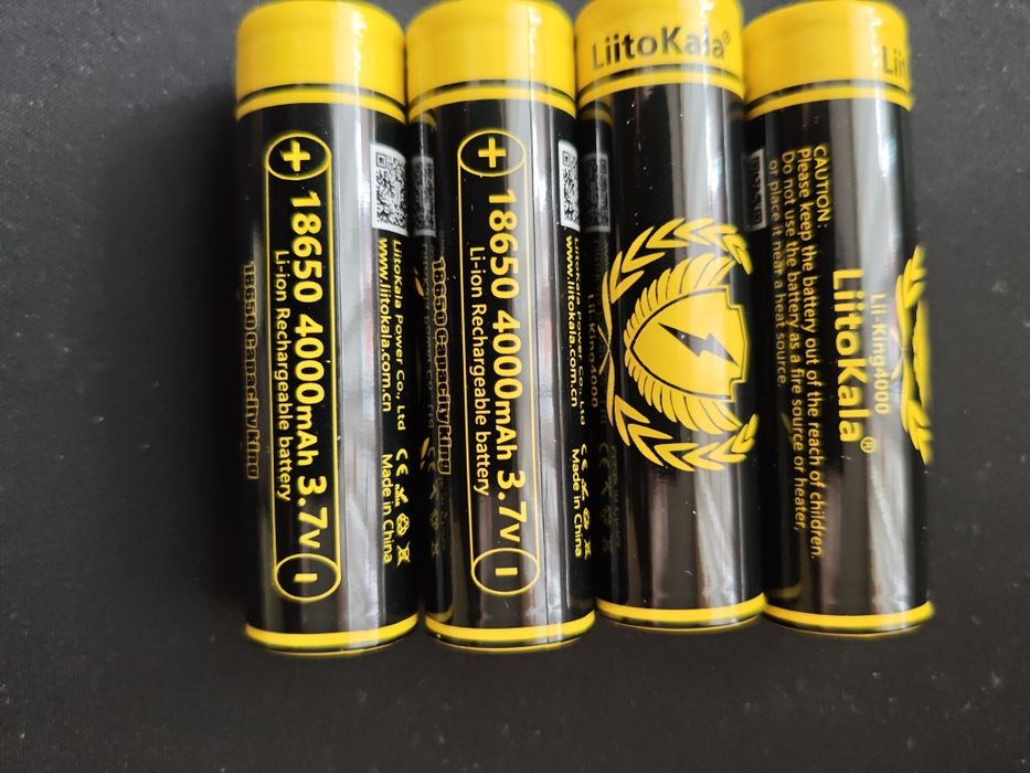 Безперебійник ДБЖ DC1018L  ,Powerbank  + 4× 18650 UPS на 4000 mAh