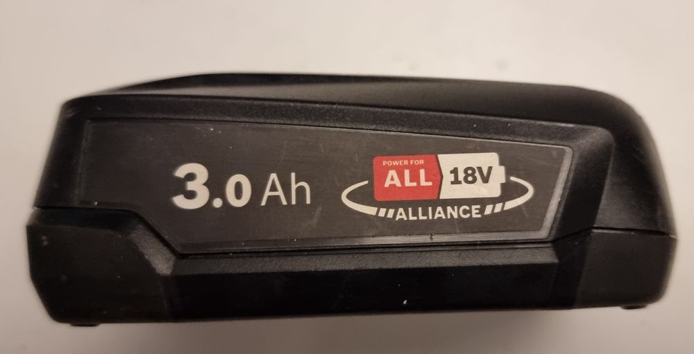 3x Bosch zielony 3Ah 18V