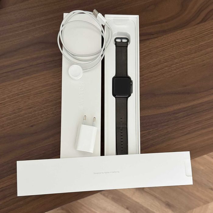 Apple Watch Series 2 42mm Space Gray + Caixa Original | Ecrã sem riscos
