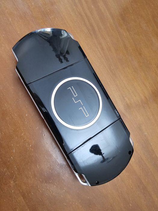 Sony PSP Slim 3004  64Gb 100 jogos