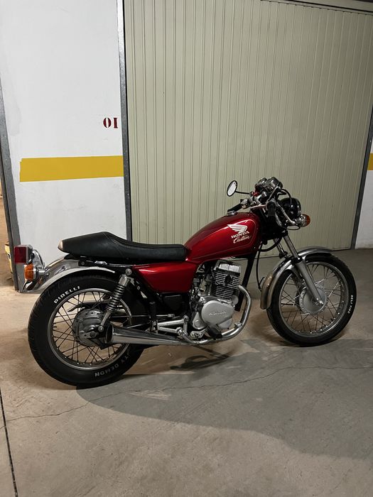 Honda CM 125 Custom