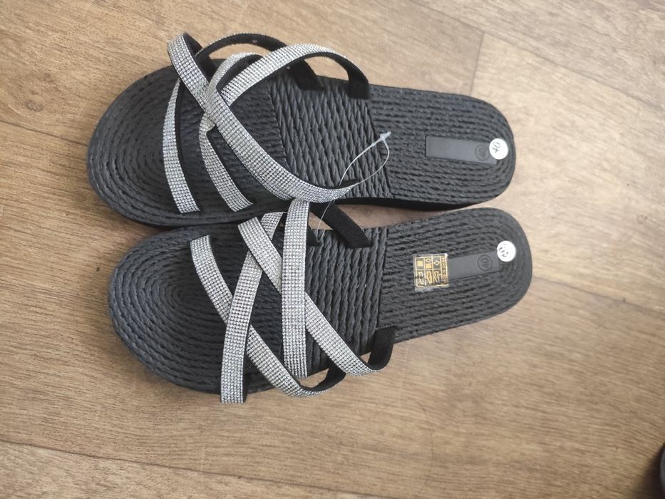 Жіночі шлепки продам