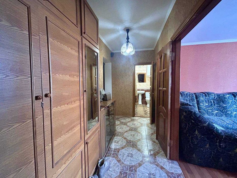 2-кімнатна квартира по вул. Гоголівській