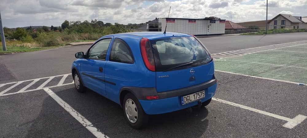 Opel Corsa 1.0 niebieski