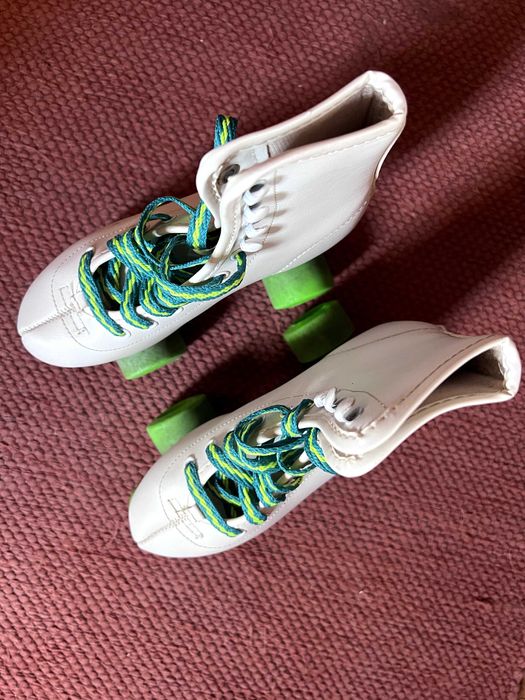 Patins de 4 rodas originais dos 90s