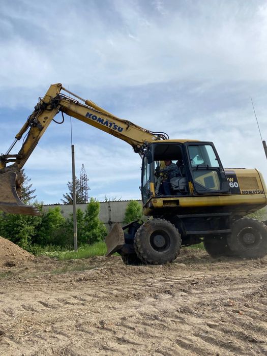 Продам екскаватор Komatsu PW160-7K