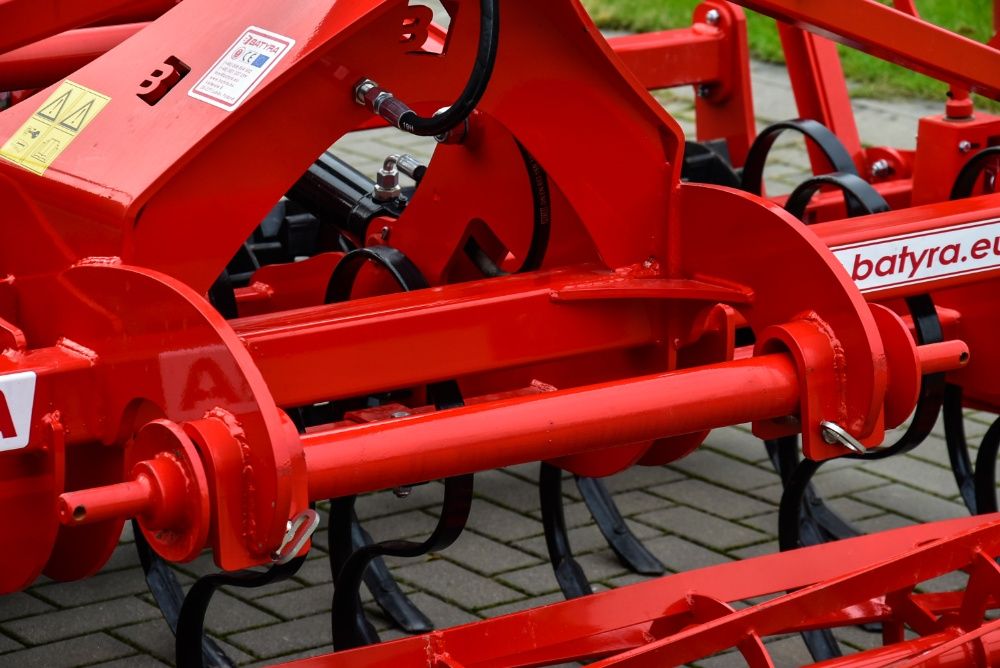Agregat Uprawowo - Siewny - BATYRA Lublin / Model LEW PLUS