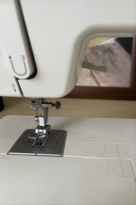 Швейна машинка Brother XL-5050, робоча