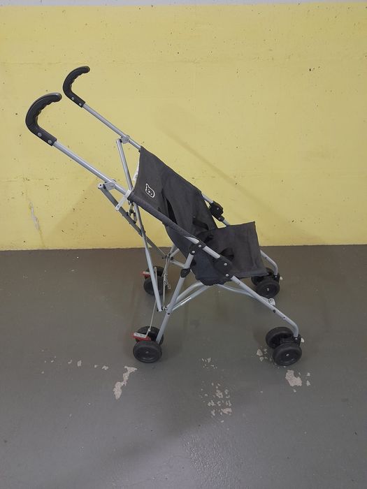 Carrinho bebé passeio