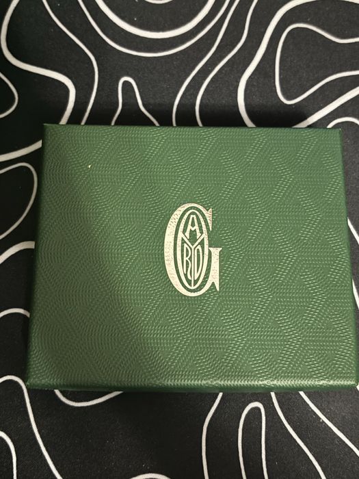 Zielony portfel Goyard