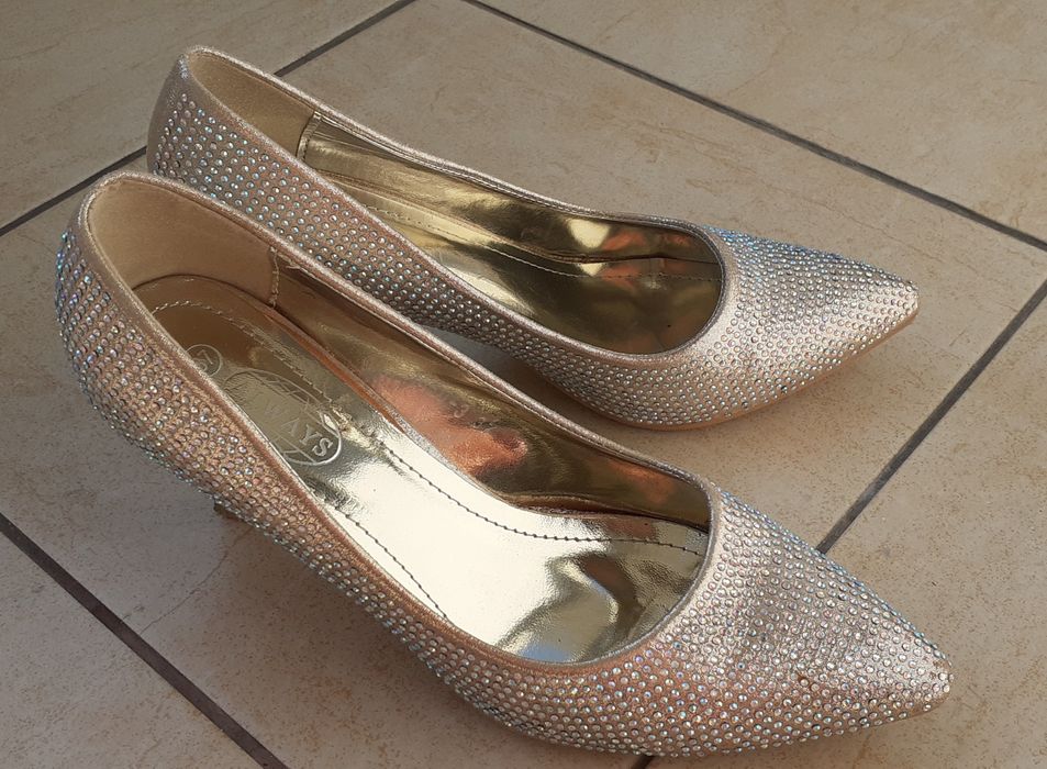 Buty z cyrkoniami roz 37