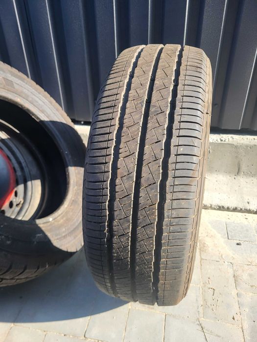 Продам шину Landsail LSV88 215\65\15c