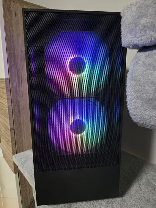 Komputer i5-8600k | 16GB DDR4 | GTX 1660 SUPER 6GB