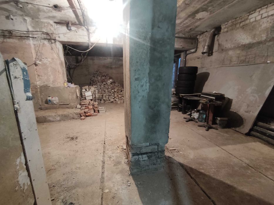 Собственник Продам помещение улица Деревянко 38