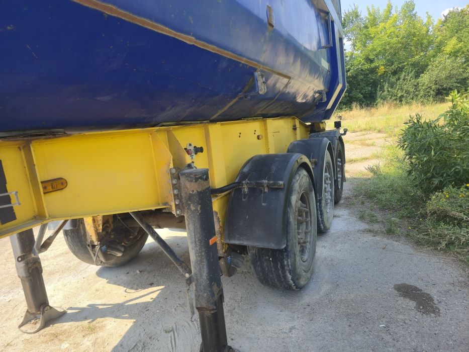 Schwarzmuller HKS 2004 напівпричіп
