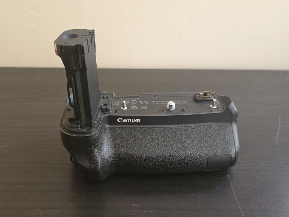 Canon EOS R + objectivas + Extras Pack Profissional