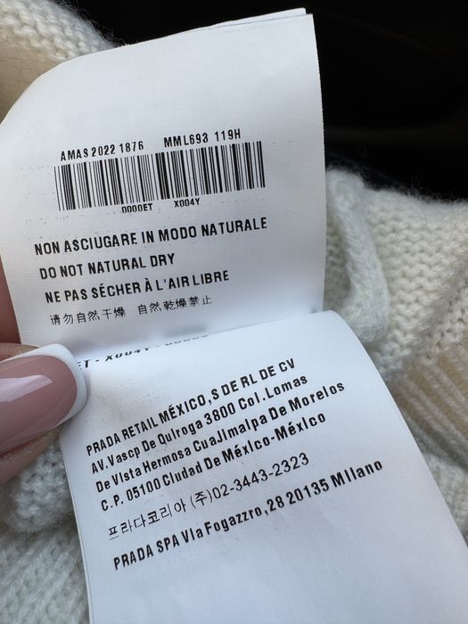 Шикарний кашеміровий светр з круглим вирізом miu miu club , оригінал