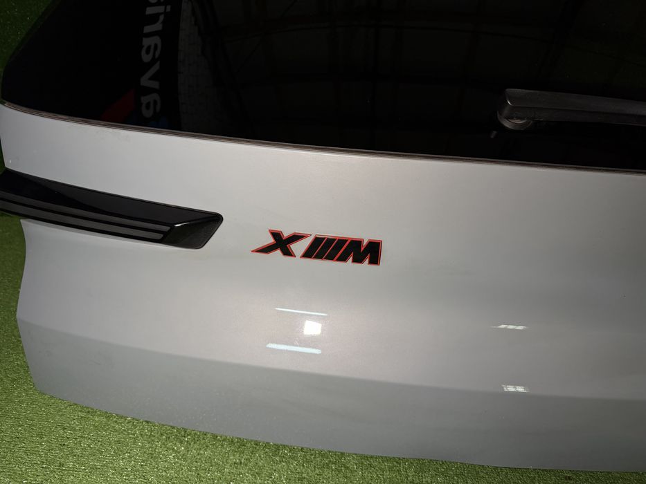 bmw xm ляда кришка багажника