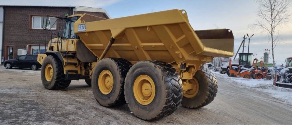 Шарнирный самосвал Bell D 30 6x6 ,2008 г