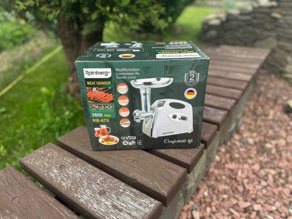 Мясорубка Германия с соковыжималкой 3800W. М'ясорубка Электромясорубка