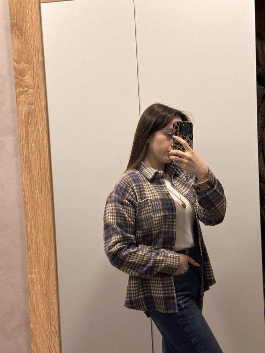 Нова сорочка в клітинку оверсайз тепла рубашка в клетку жіночий одяг