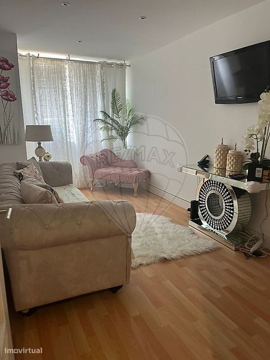 Apartamento T2 para arrendamento